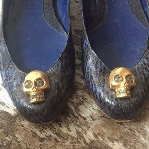 Alexander McQueen Shoes - Alexander McQueen snakeskin flat with skull Alexander McQueen Shoes - Alexander McQueen snakeskin flat with skull